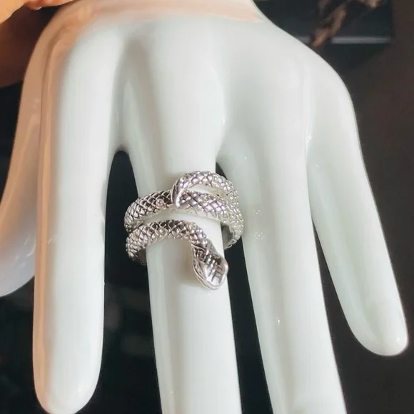 Brand New Bohemian Snake Ring - Picture 2 of 4